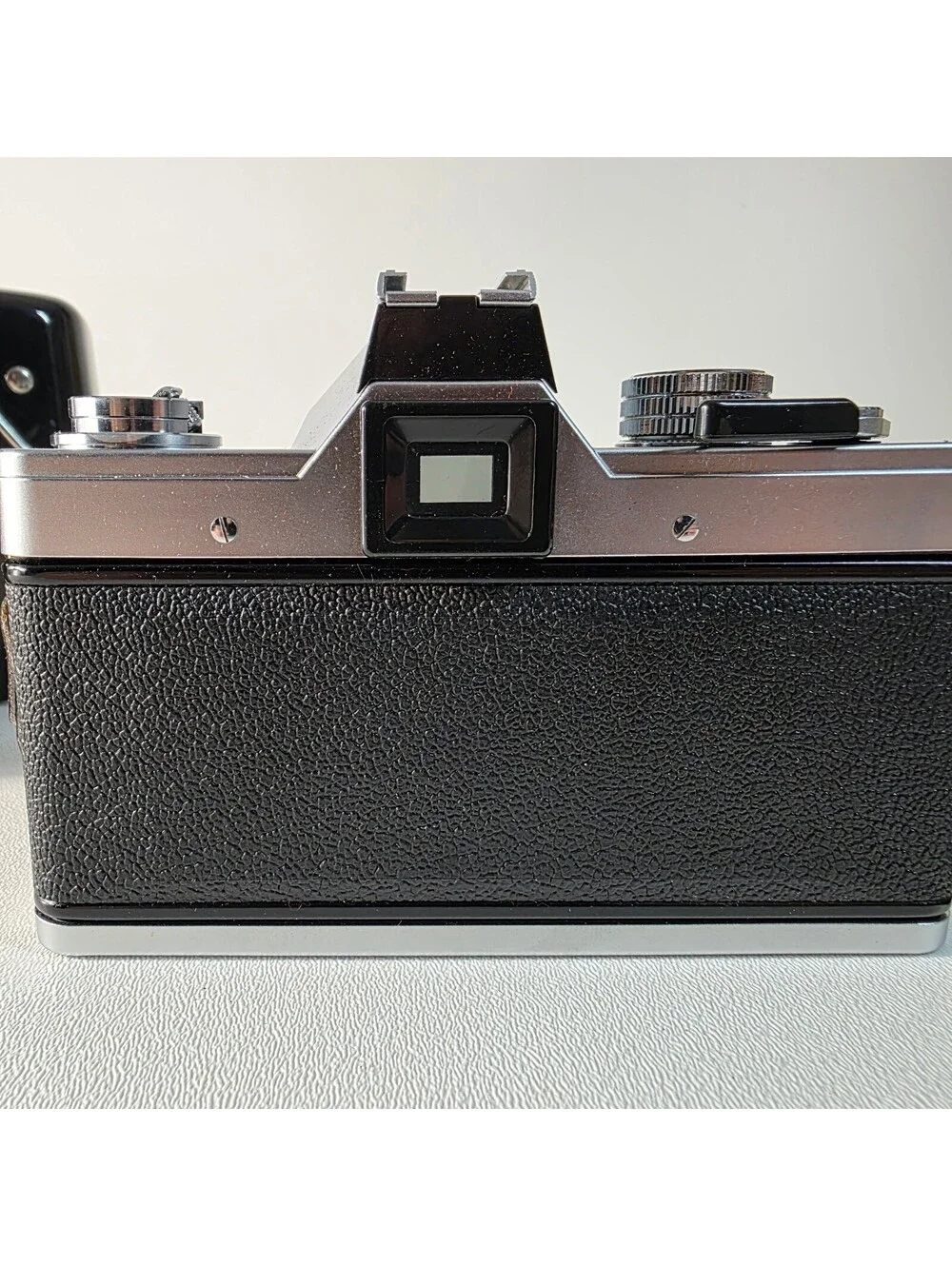 Praktica LTL 3 35mm SLR Film Camera with Pentacon Auto 50mm F1.8 Lens & Case